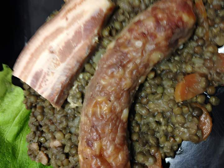 Saucisse Lard Cuit Lentilles Sauzé-Vaussais