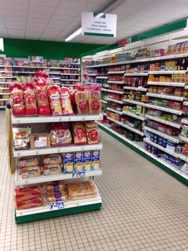 Magasin de produits alimentaires Sauzé-Vaussais